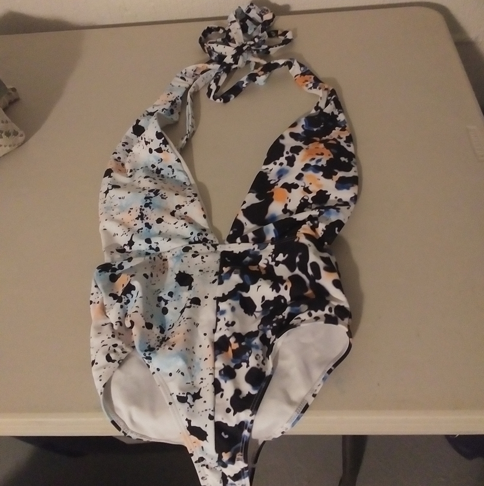 Shein One Piece Multi Color Swimsuit Size Medium